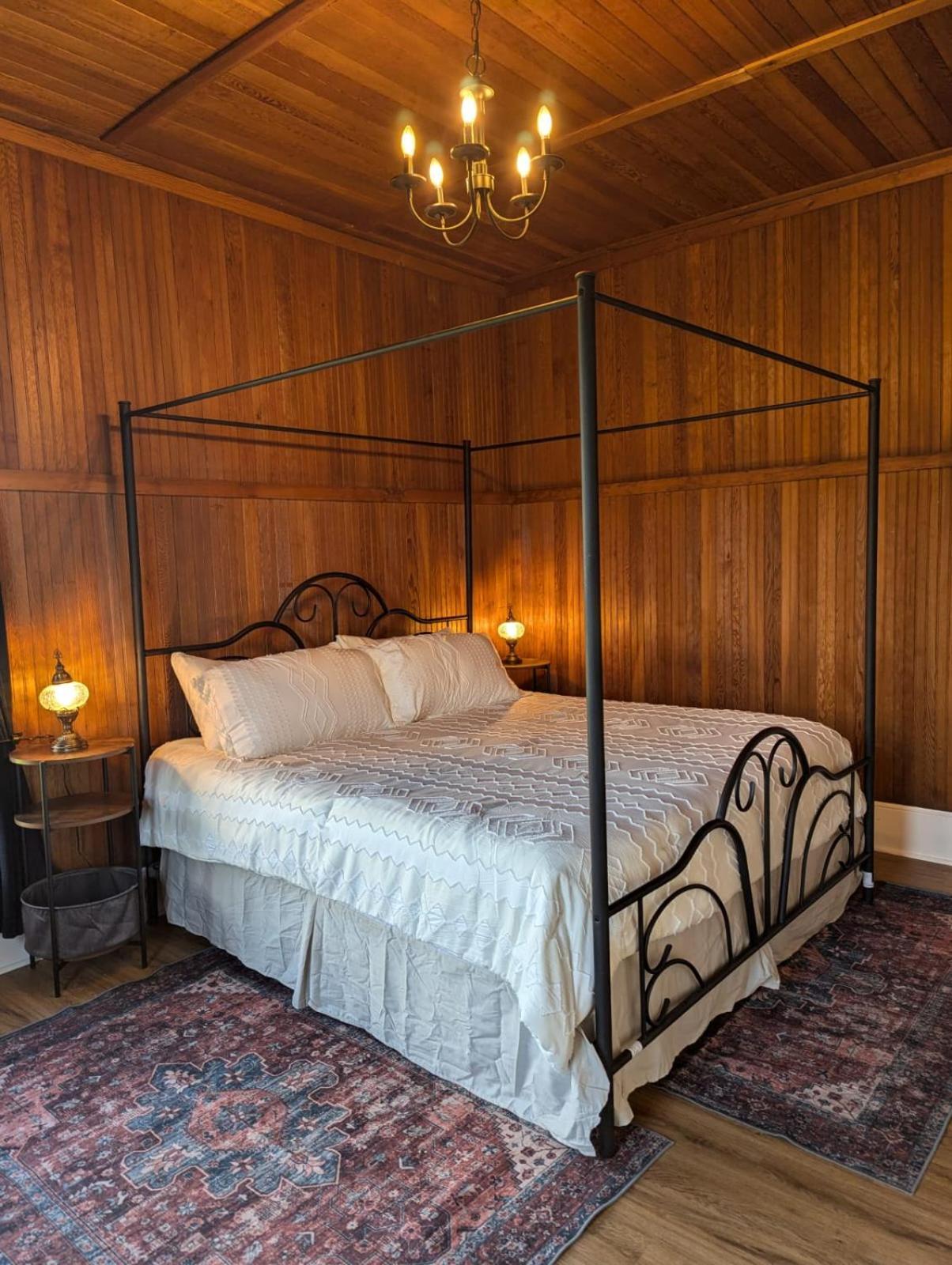 Woodside Farm Country Inn Sooke Zewnętrze zdjęcie