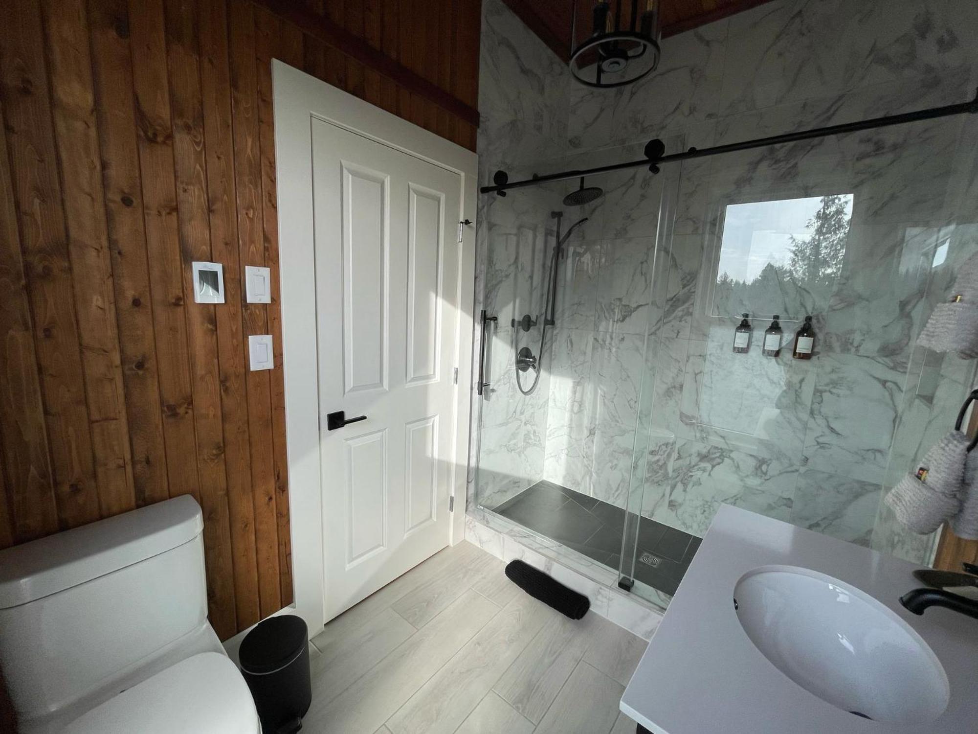 Woodside Farm Country Inn Sooke Zewnętrze zdjęcie