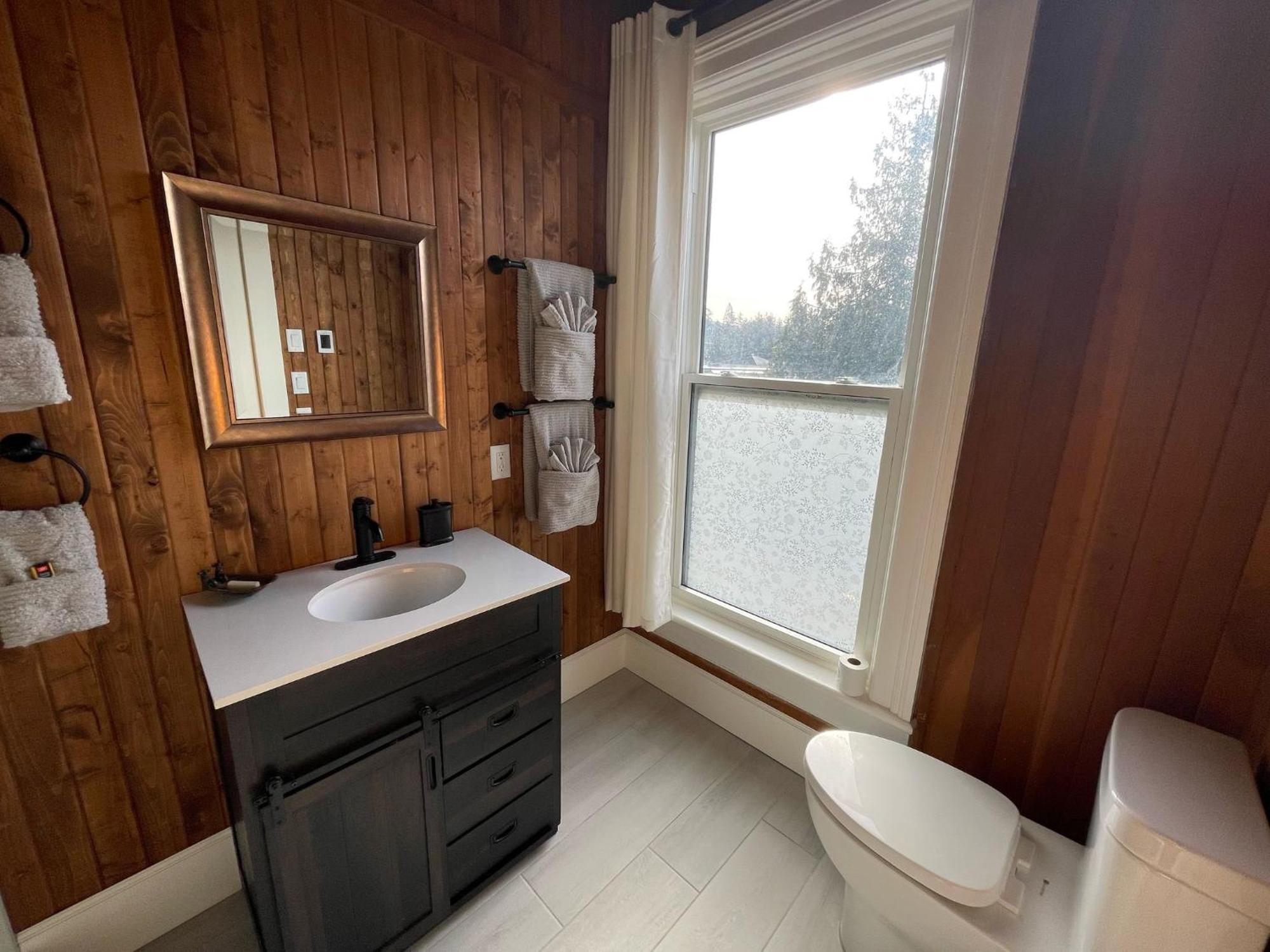 Woodside Farm Country Inn Sooke Zewnętrze zdjęcie