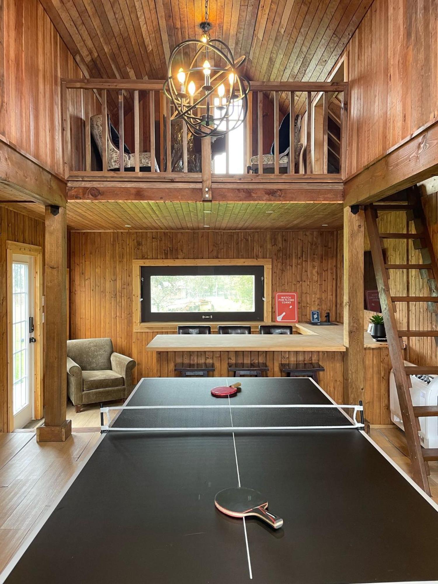 Woodside Farm Country Inn Sooke Zewnętrze zdjęcie