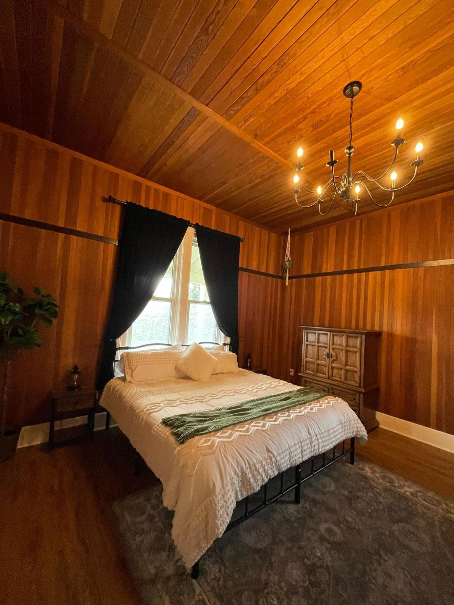 Woodside Farm Country Inn Sooke Zewnętrze zdjęcie